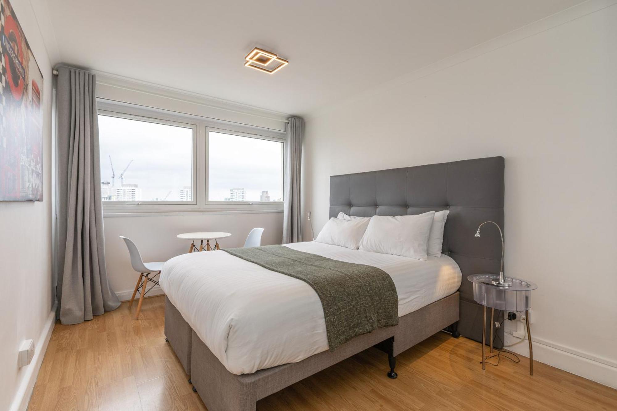 City View Apartments - Bow Londen Buitenkant foto