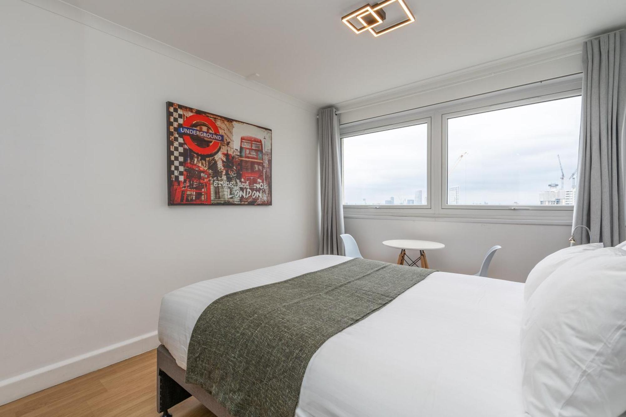 City View Apartments - Bow Londen Buitenkant foto